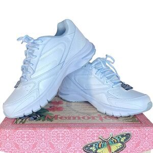 Dr. Scholl's NWT White Leather Sneakers Gel Cushioned Insoles Womens Size 6.5 W